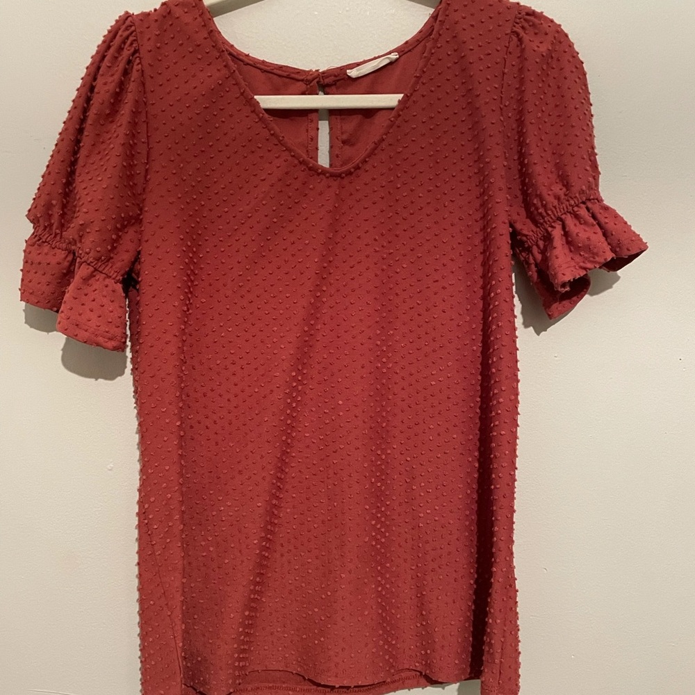 REB. in J. 220 Deep Red/Pink Blouse Size Small